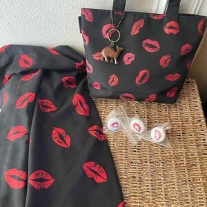Lips Red Kids Beauti Control Tote Red Lips Scarf 3 Red Lips Vintage Drawer Knobs